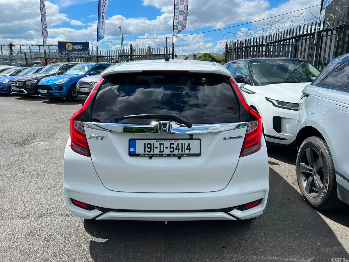 Honda Fit Hatchback, Petrol Hybrid, 2019, White