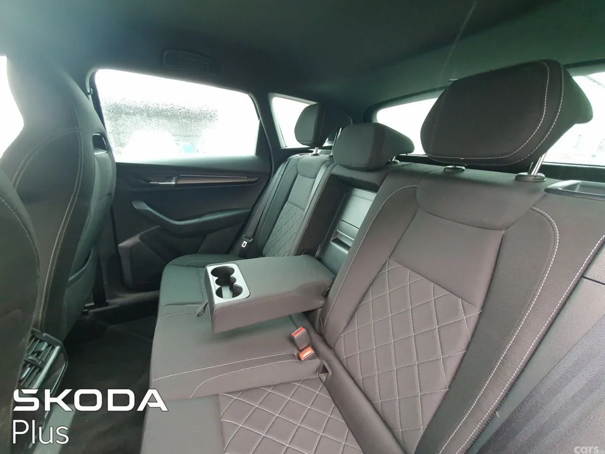 Skoda Karoq SUV, Petrol, 2024, Black