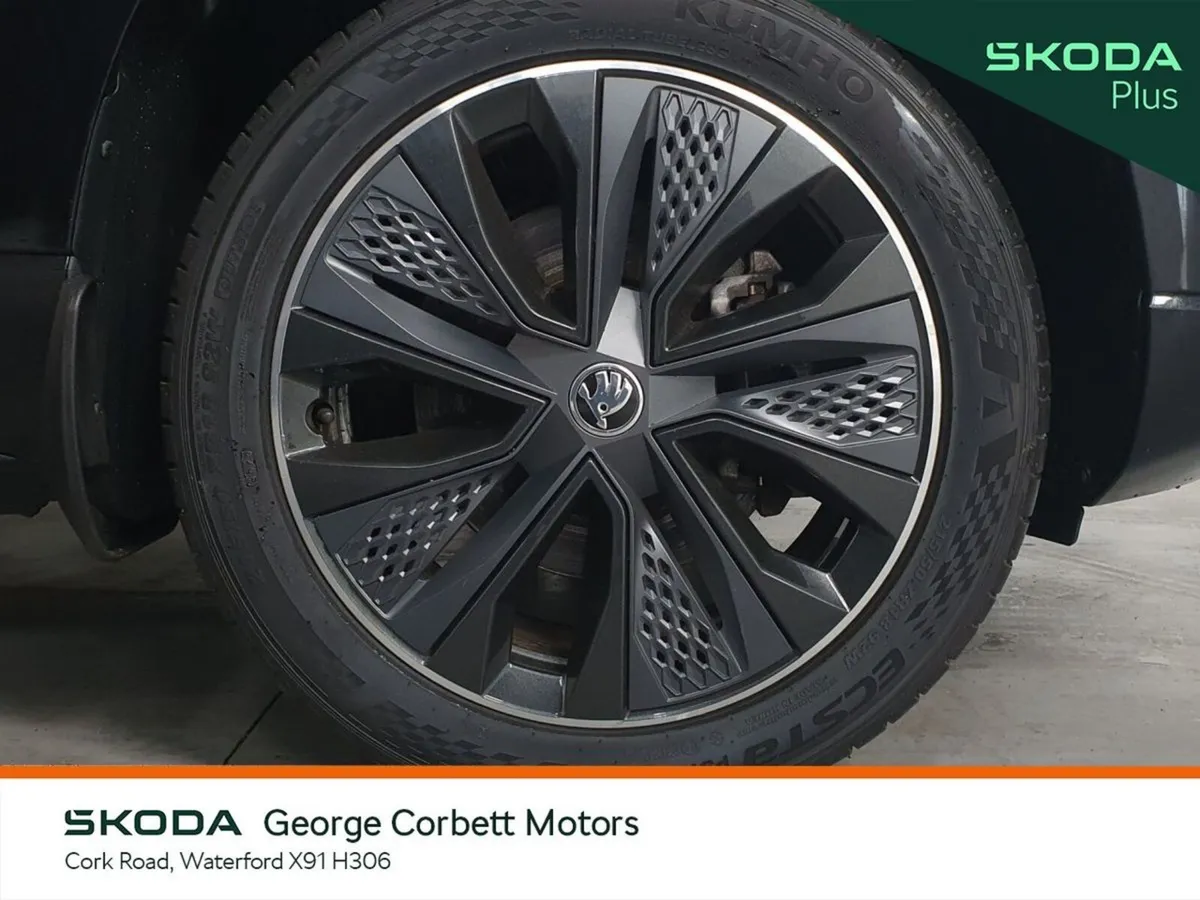 Skoda Karoq SUV, Petrol, 2024, Black