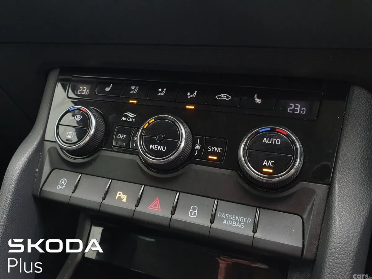 Skoda Karoq SUV, Diesel, 2022, Black