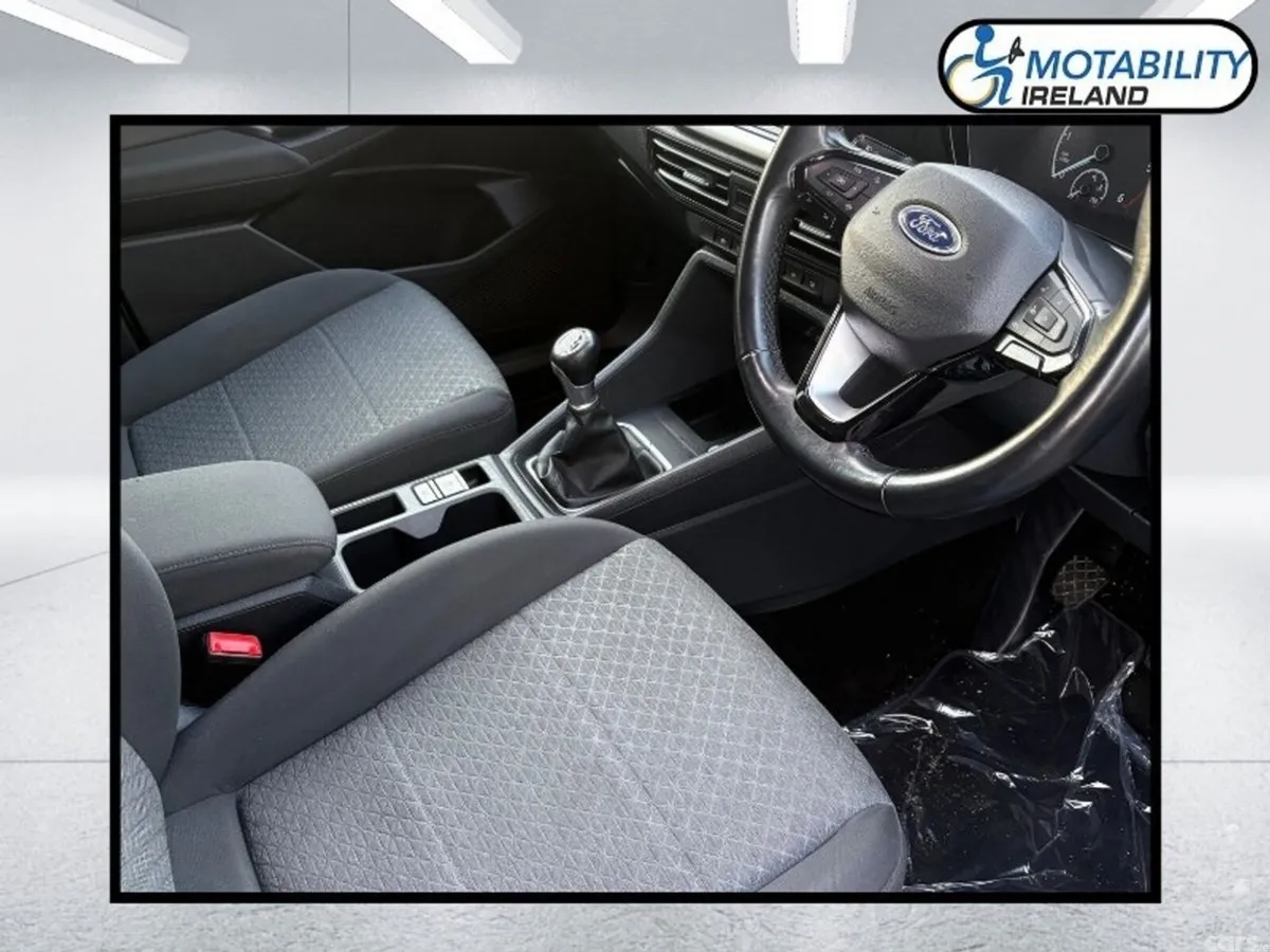 Ford Tourneo Connect MPV, Diesel, 2023, Blue