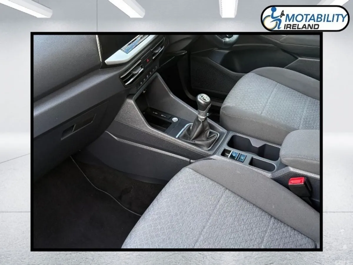 Ford Tourneo Connect MPV, Diesel, 2023, Blue