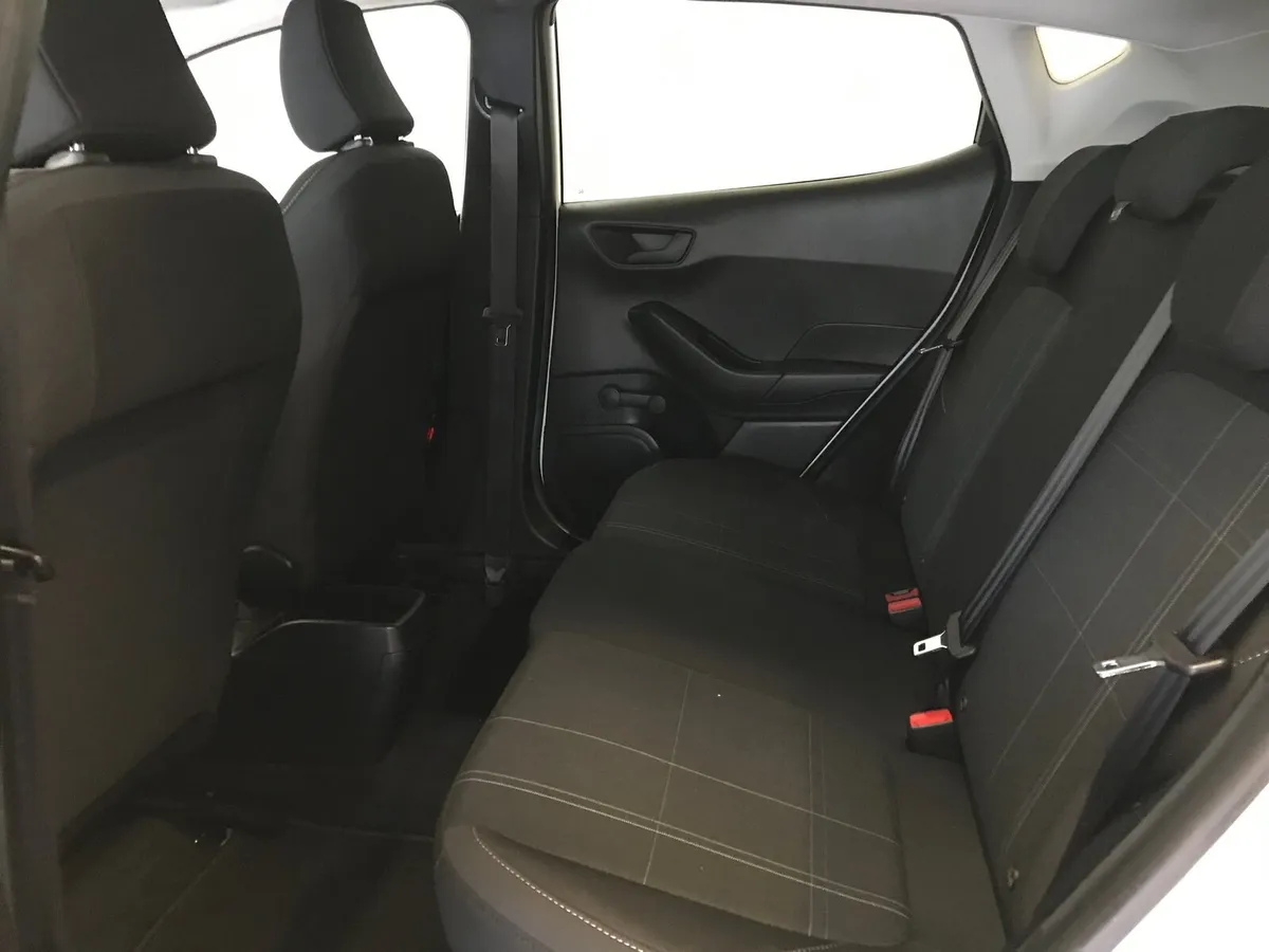 Ford Fiesta Hatchback, Petrol, 2021, White