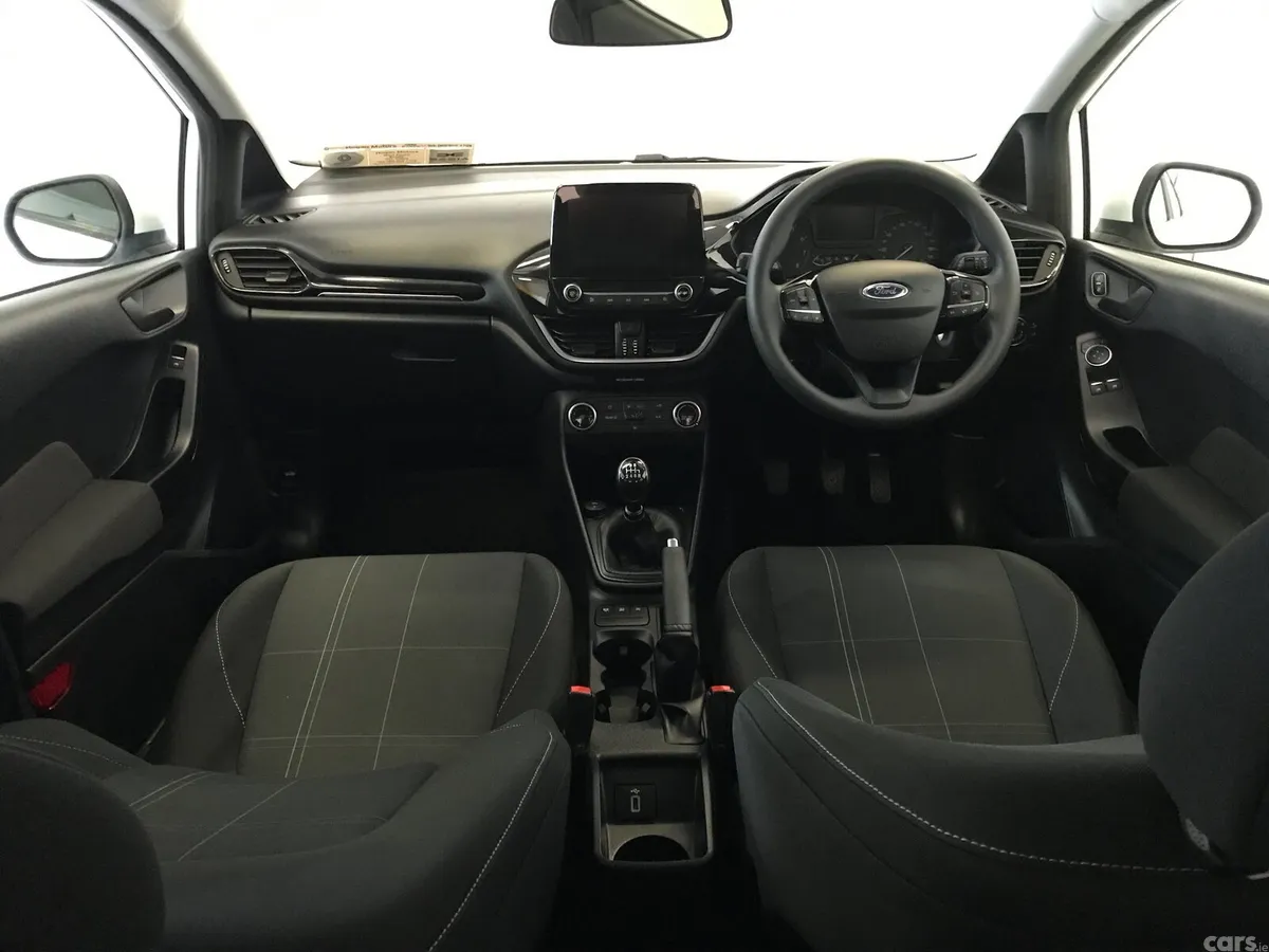 Ford Fiesta Hatchback, Petrol, 2021, White