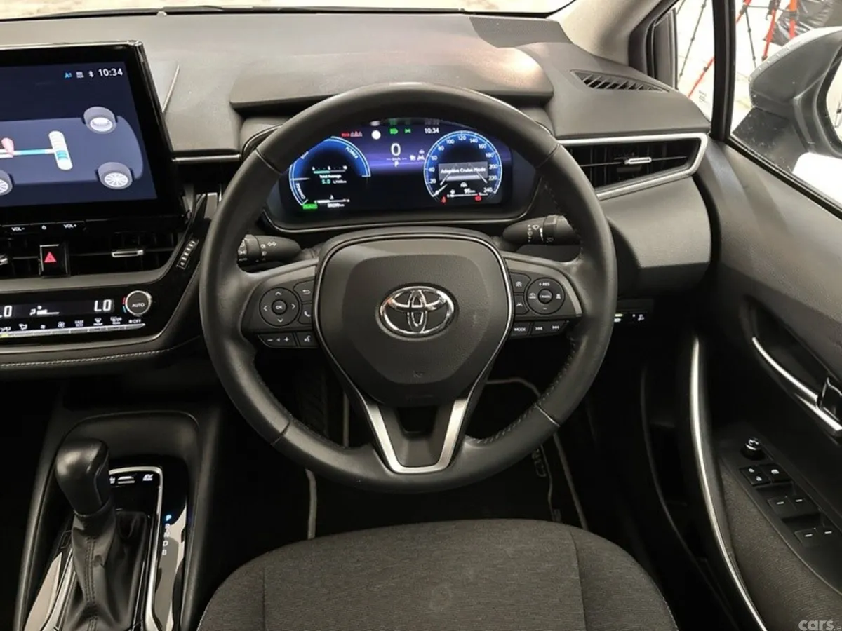 Toyota Corolla Saloon, Petrol Hybrid, 2023, Grey