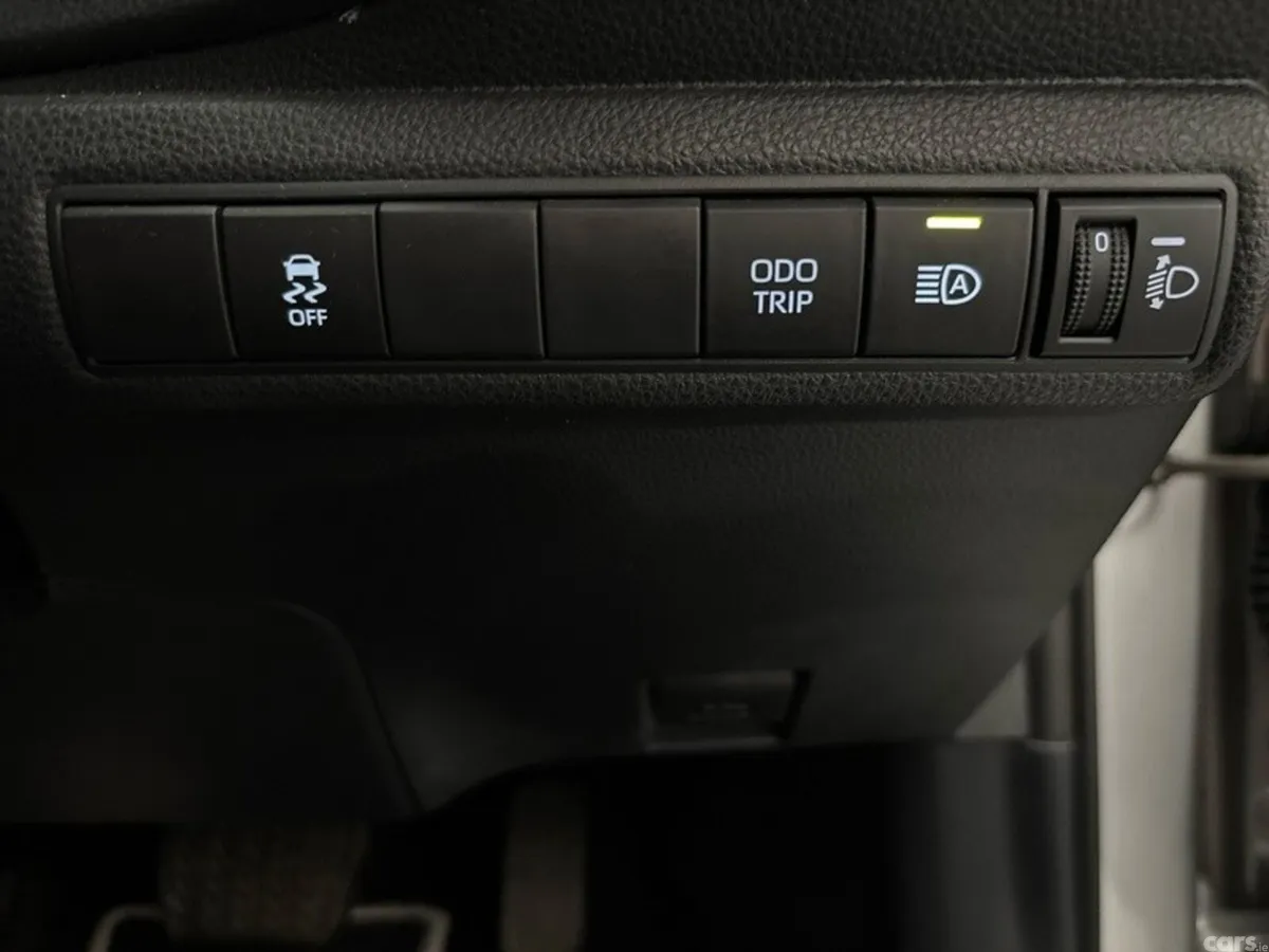 Toyota Corolla Saloon, Petrol Hybrid, 2023, Grey