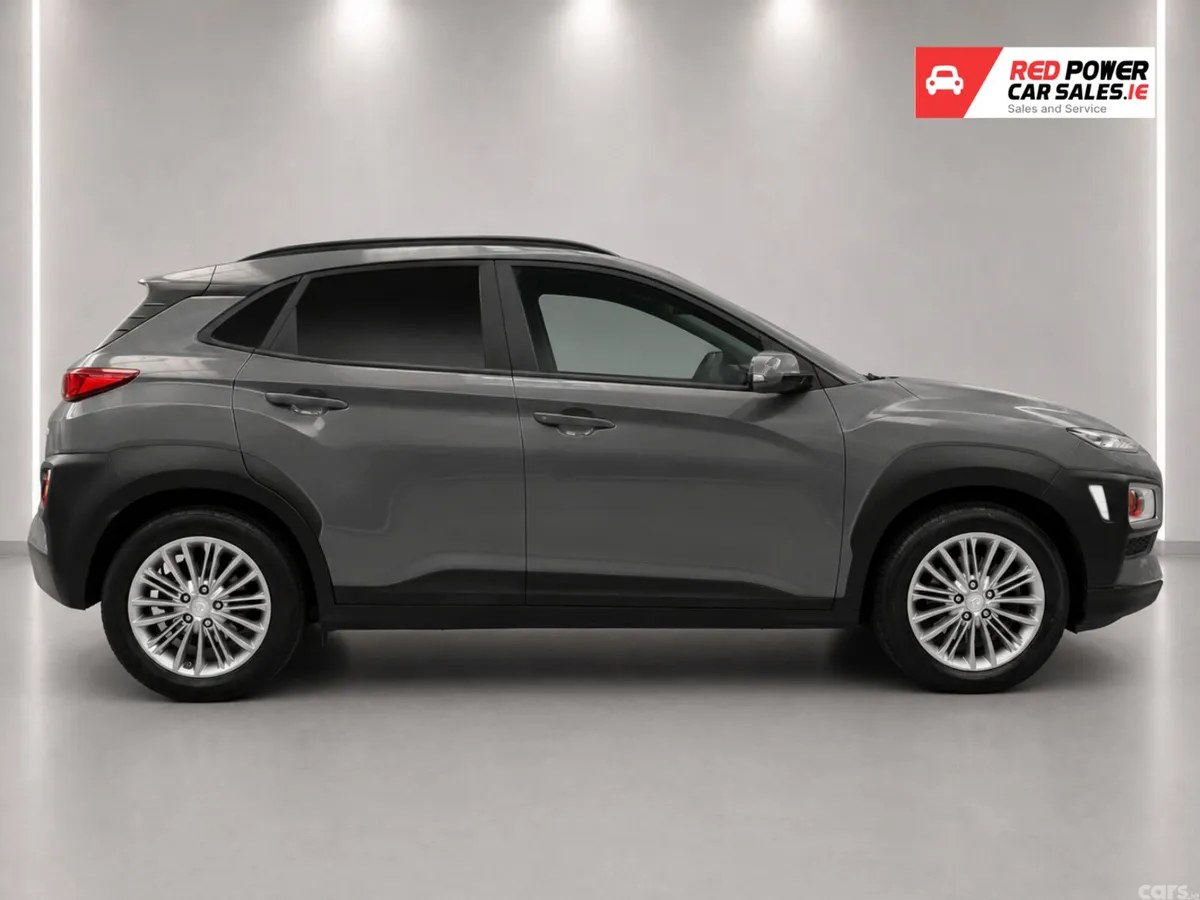Hyundai KONA Hatchback, Petrol, 2018, Grey