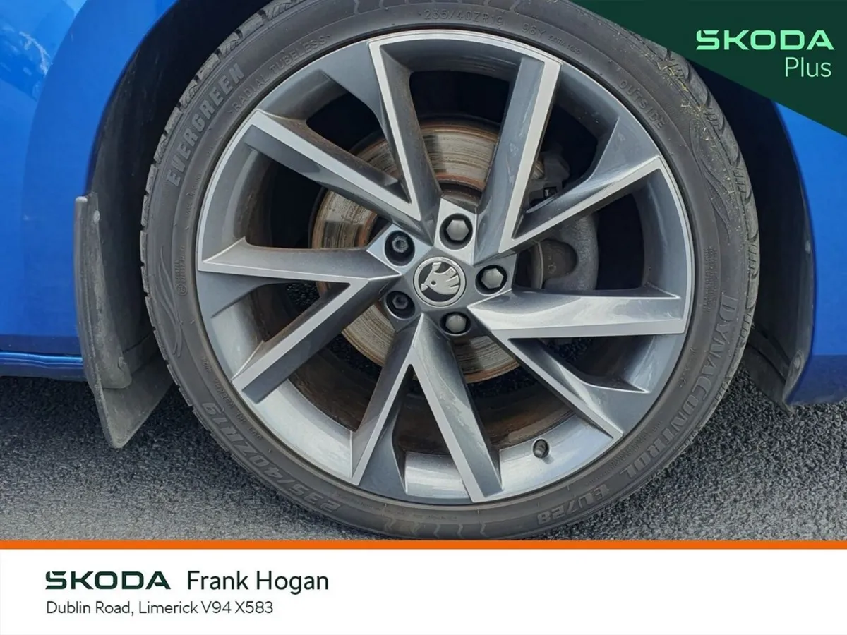 Skoda Superb Saloon, Diesel, 2024, Blue