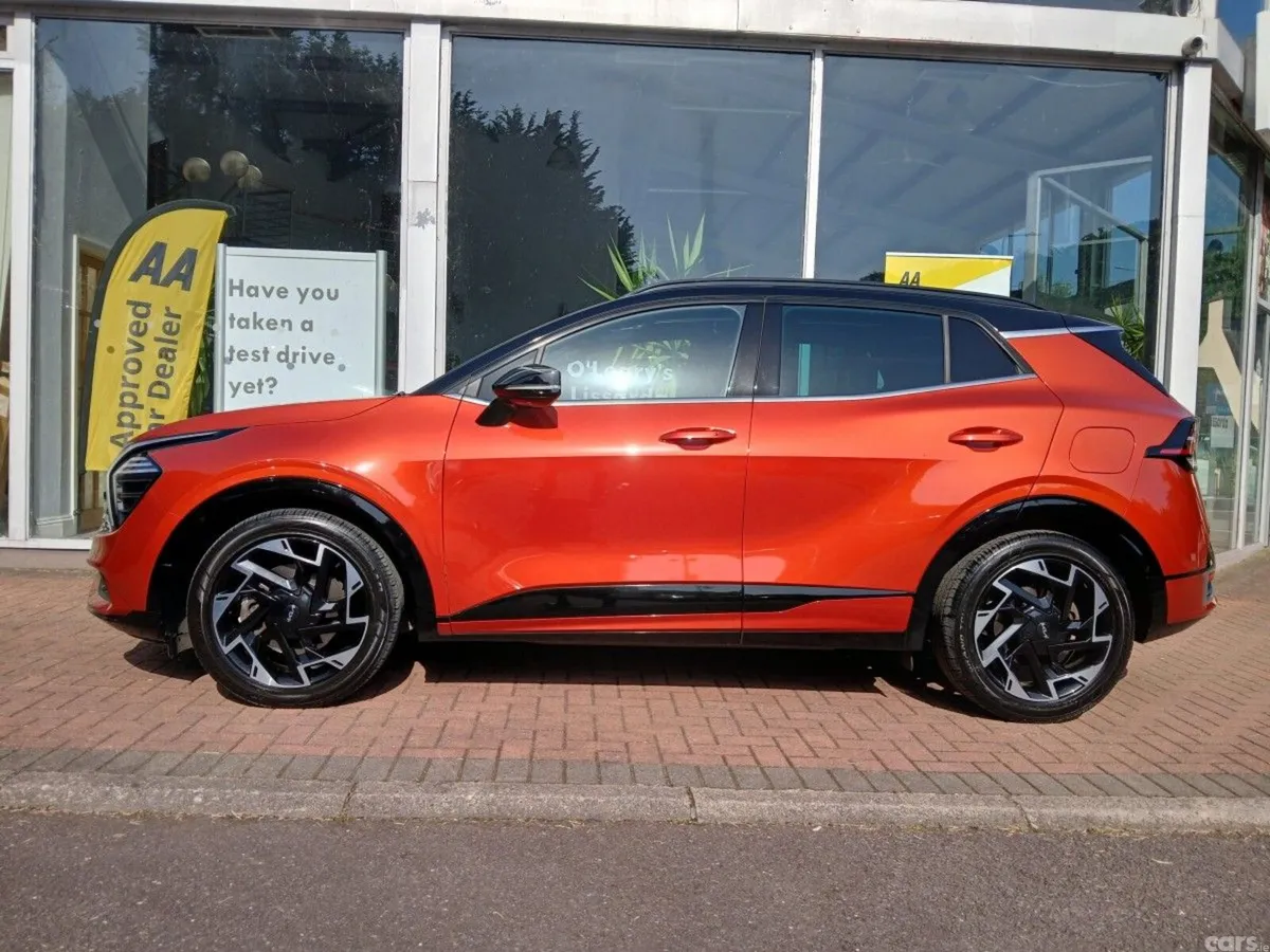 Kia Sportage SUV, Diesel, 2022, Orange