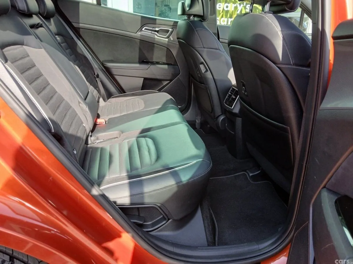 Kia Sportage SUV, Diesel, 2022, Orange