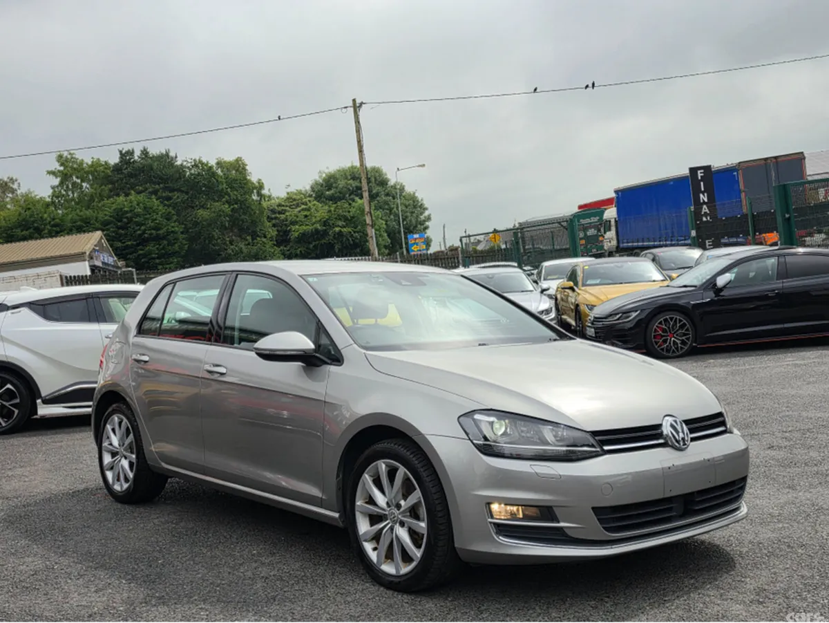 Volkswagen Golf Hatchback, Petrol, 2015, Silver