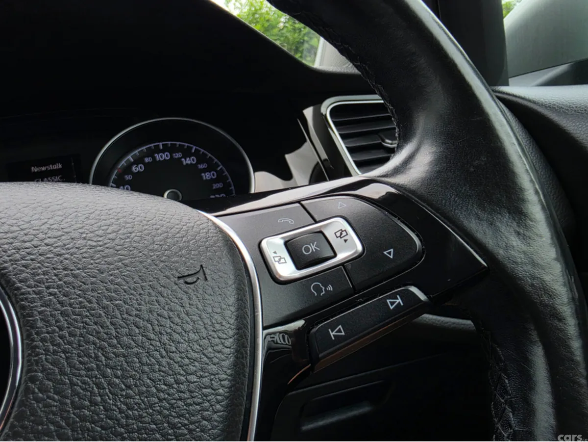 Volkswagen Golf Hatchback, Petrol, 2015, Silver
