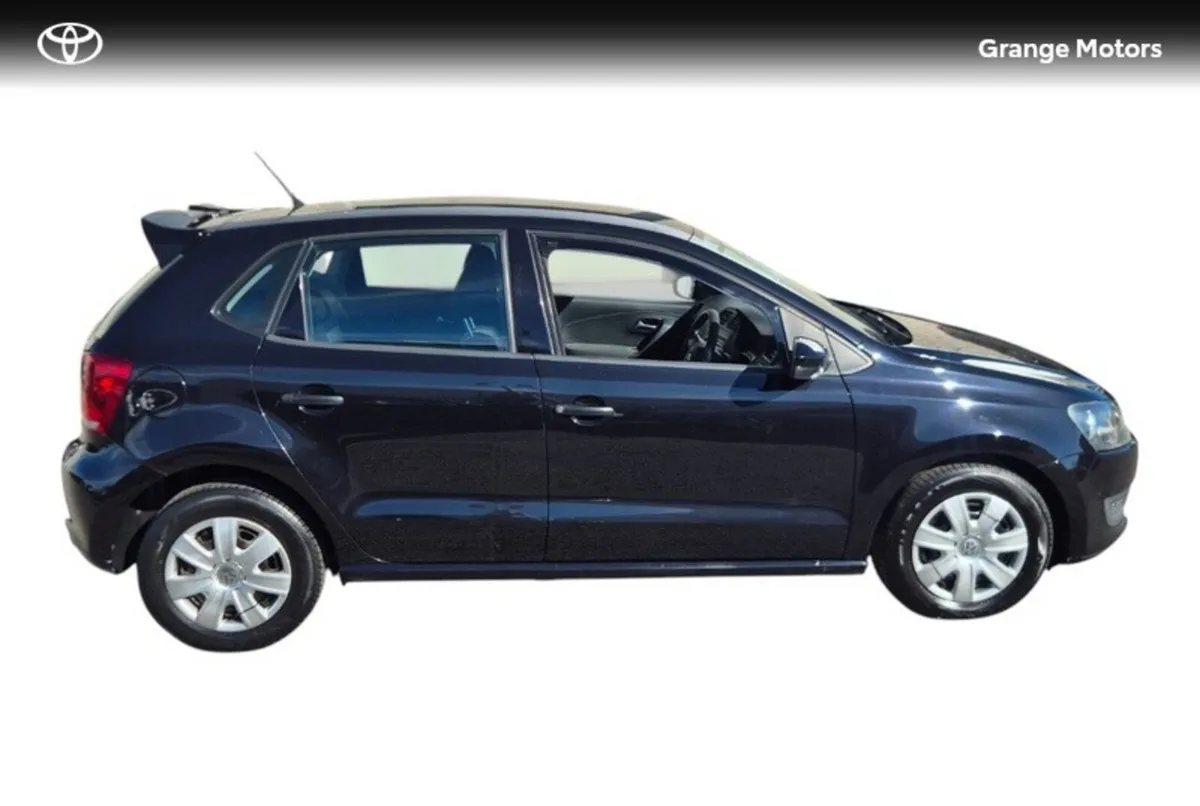 Volkswagen Polo Hatchback, Petrol, 2013, Black