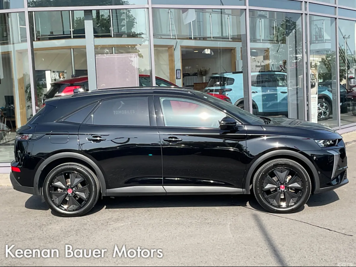DS Automobiles DS 7 Estate, Diesel, 2024, Black