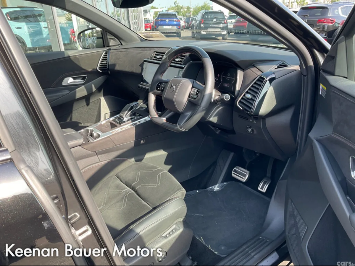 DS Automobiles DS 7 Estate, Diesel, 2024, Black