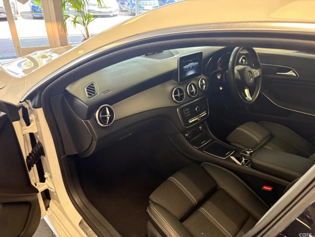 Mercedes-Benz CLA Estate, Petrol, 2018, White
