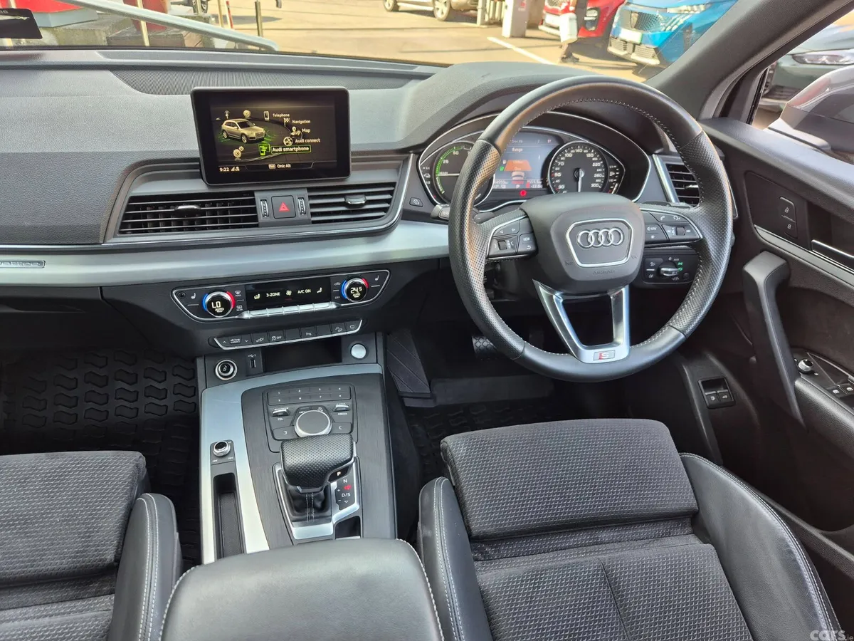 Audi Q5 SUV, Petrol Plug-in Hybrid, 2021, Grey
