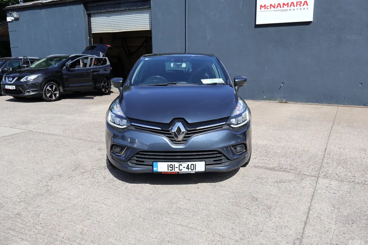 Renault Clio Hatchback, Petrol, 2019, Grey