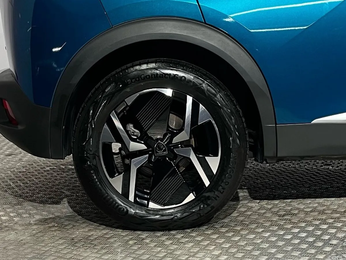 Peugeot 2008 SUV, Electric, 2025, Blue