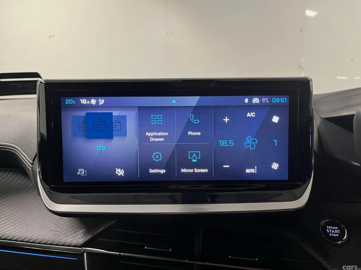 Peugeot 2008 SUV, Electric, 2025, Blue
