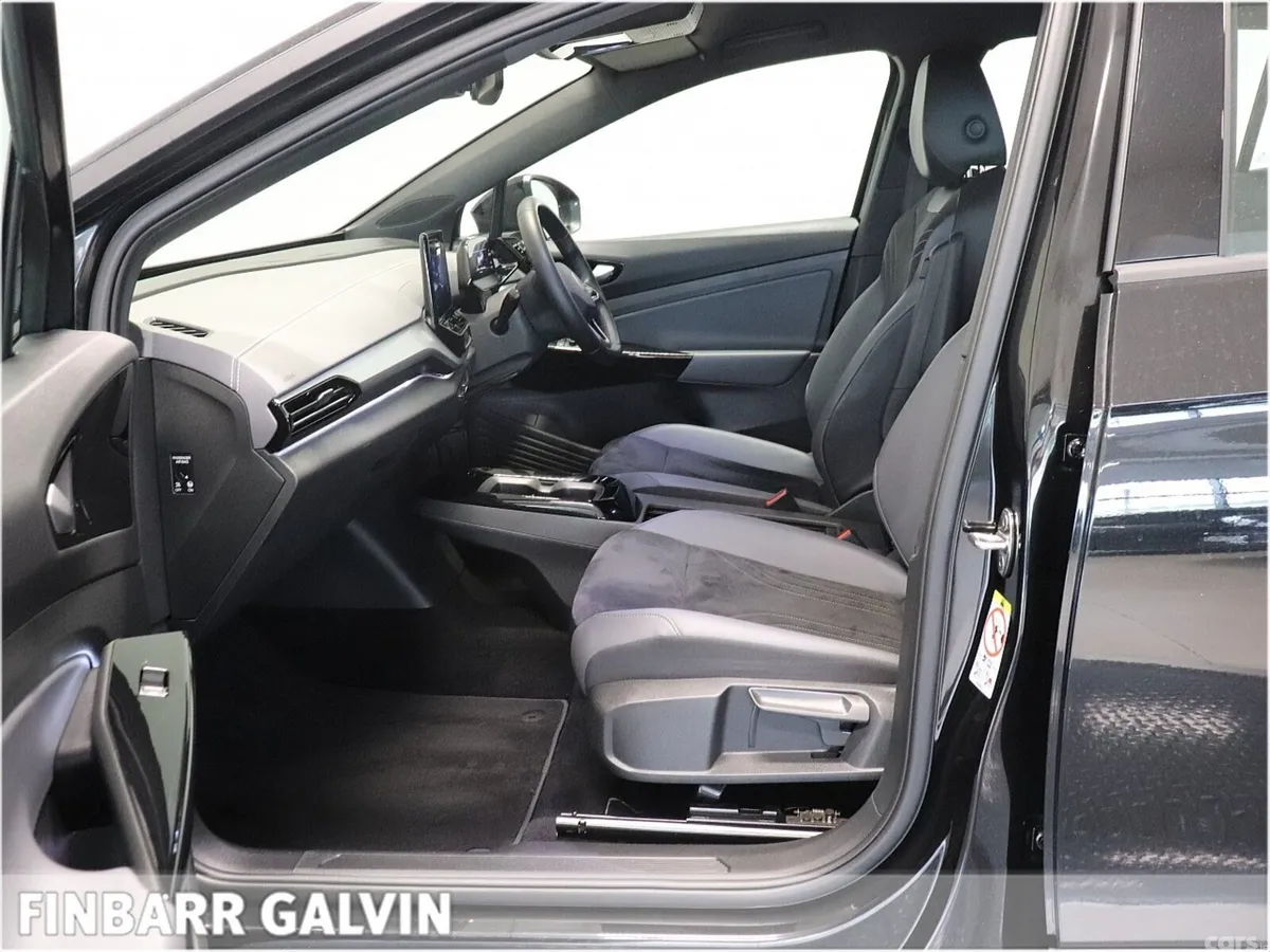 Volkswagen ID.4 Estate, Electric, 2023, Black