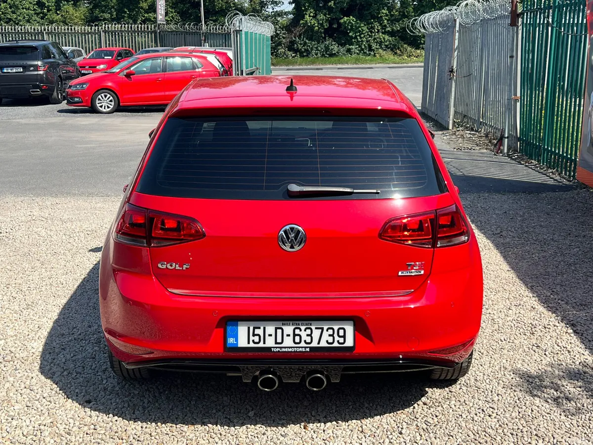 Volkswagen Golf Hatchback, Petrol, 2016, Red