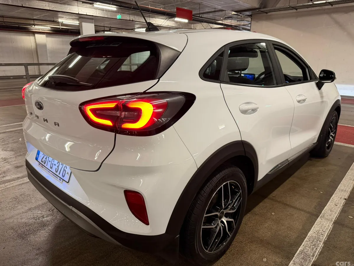 Ford Puma MPV, Petrol Hybrid, 2023, White