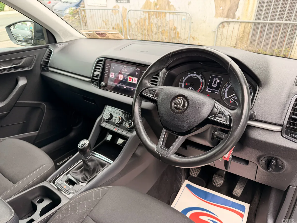Skoda Karoq Estate/Jeep, Petrol, 2018, Grey