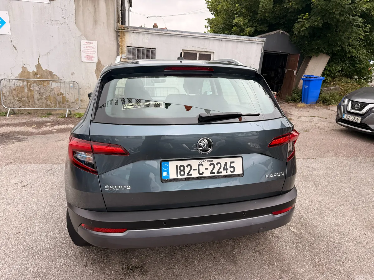 Skoda Karoq Estate/Jeep, Petrol, 2018, Grey
