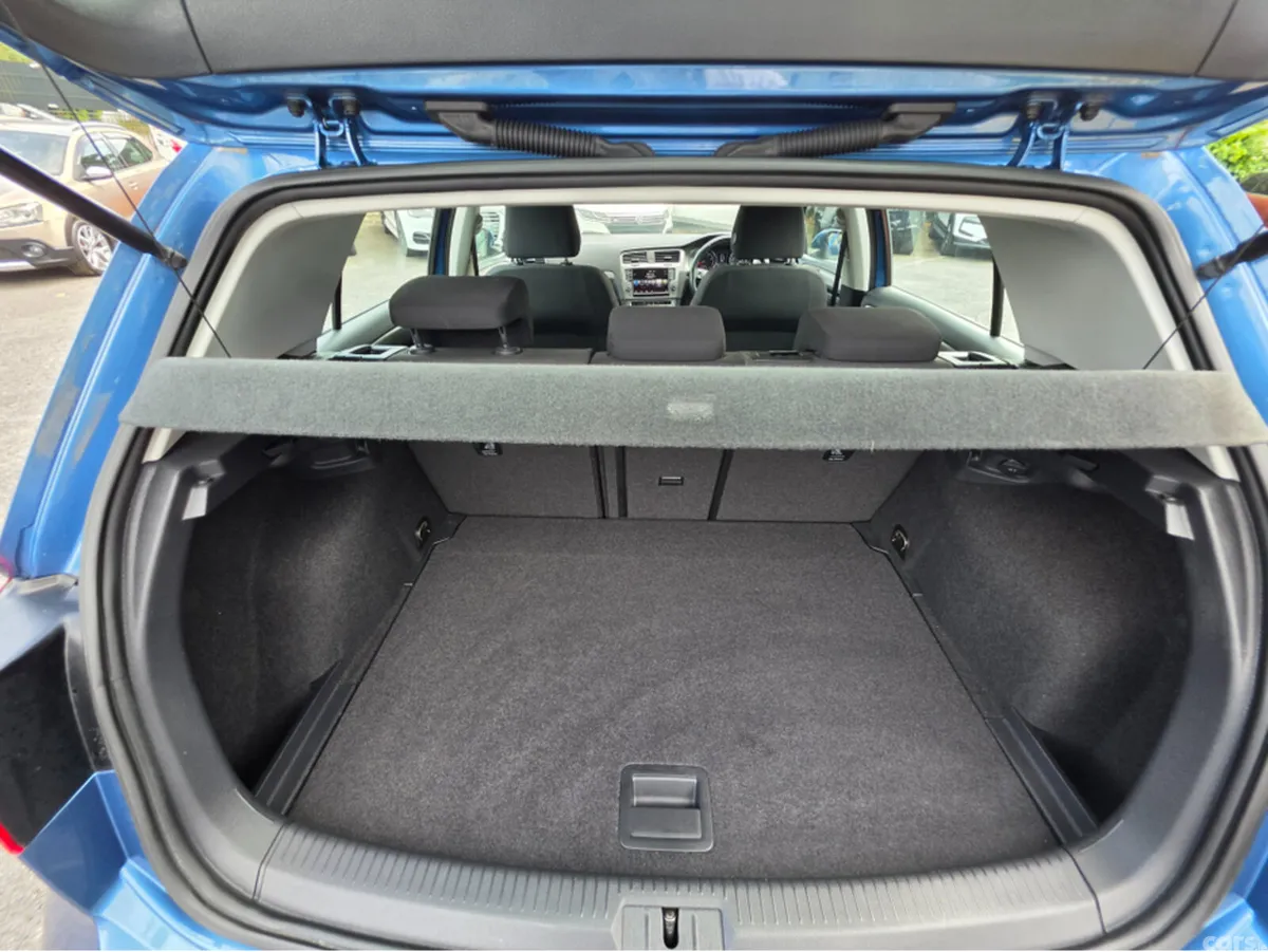 Volkswagen Golf Hatchback, Petrol, 2015, Blue