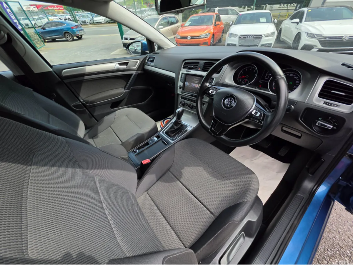 Volkswagen Golf Hatchback, Petrol, 2015, Blue