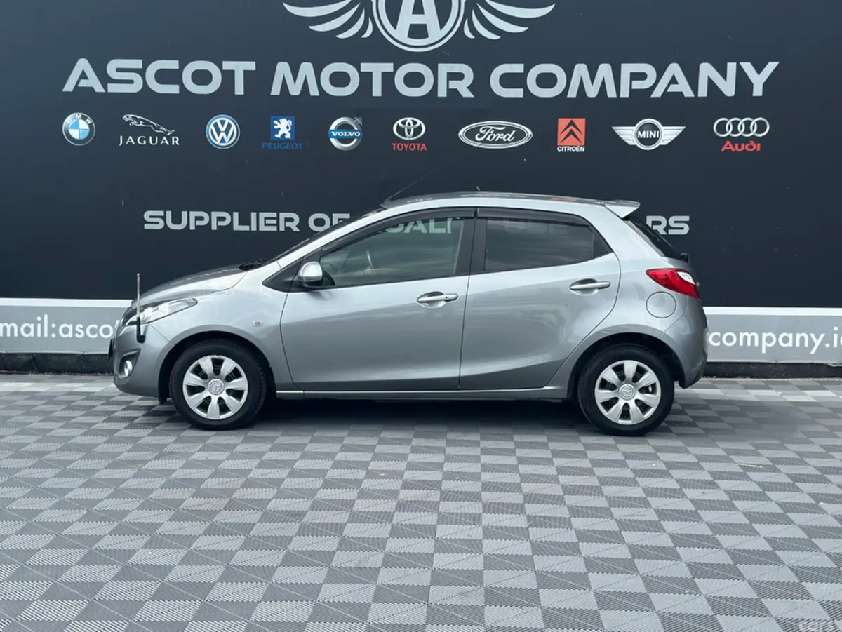 Mazda Demio Hatchback, Petrol, 2013, Grey