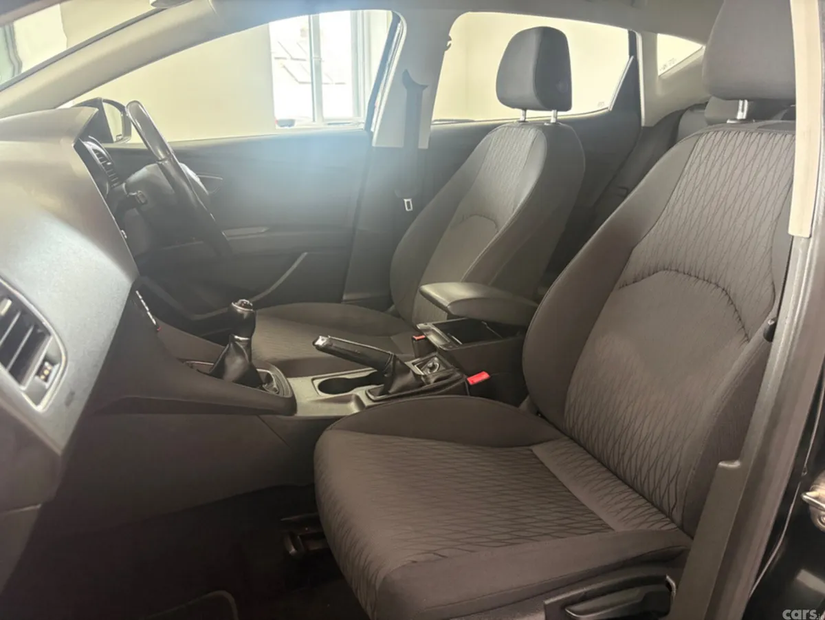 SEAT Leon Hatchback, Petrol, 2017, Black