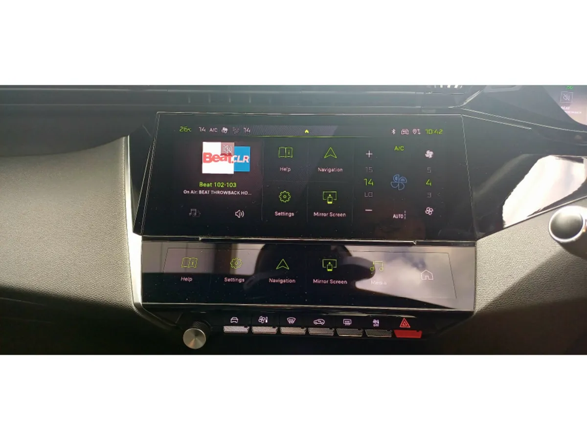 Peugeot 308 Hatchback, Diesel, 2023, Red
