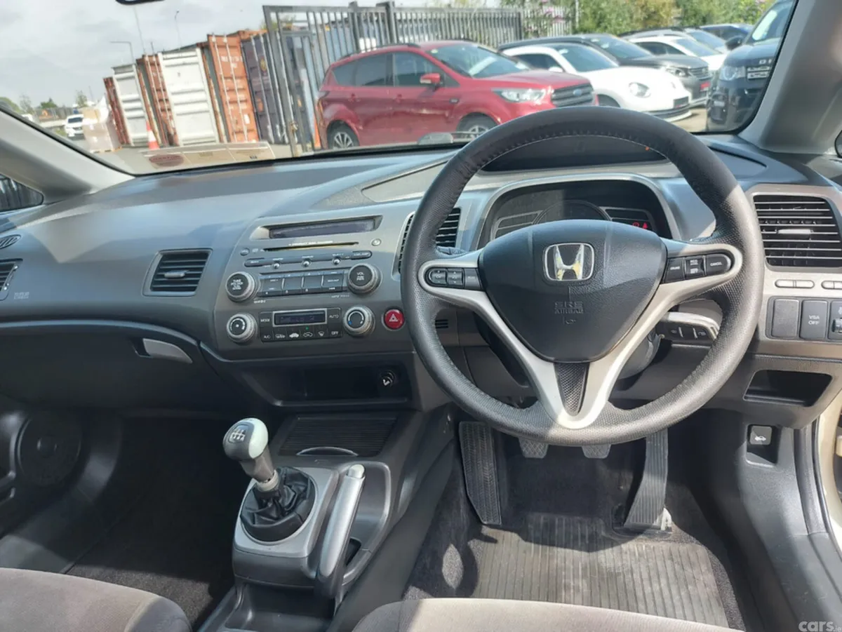 Honda Civic Saloon, Petrol, 2010, Beige