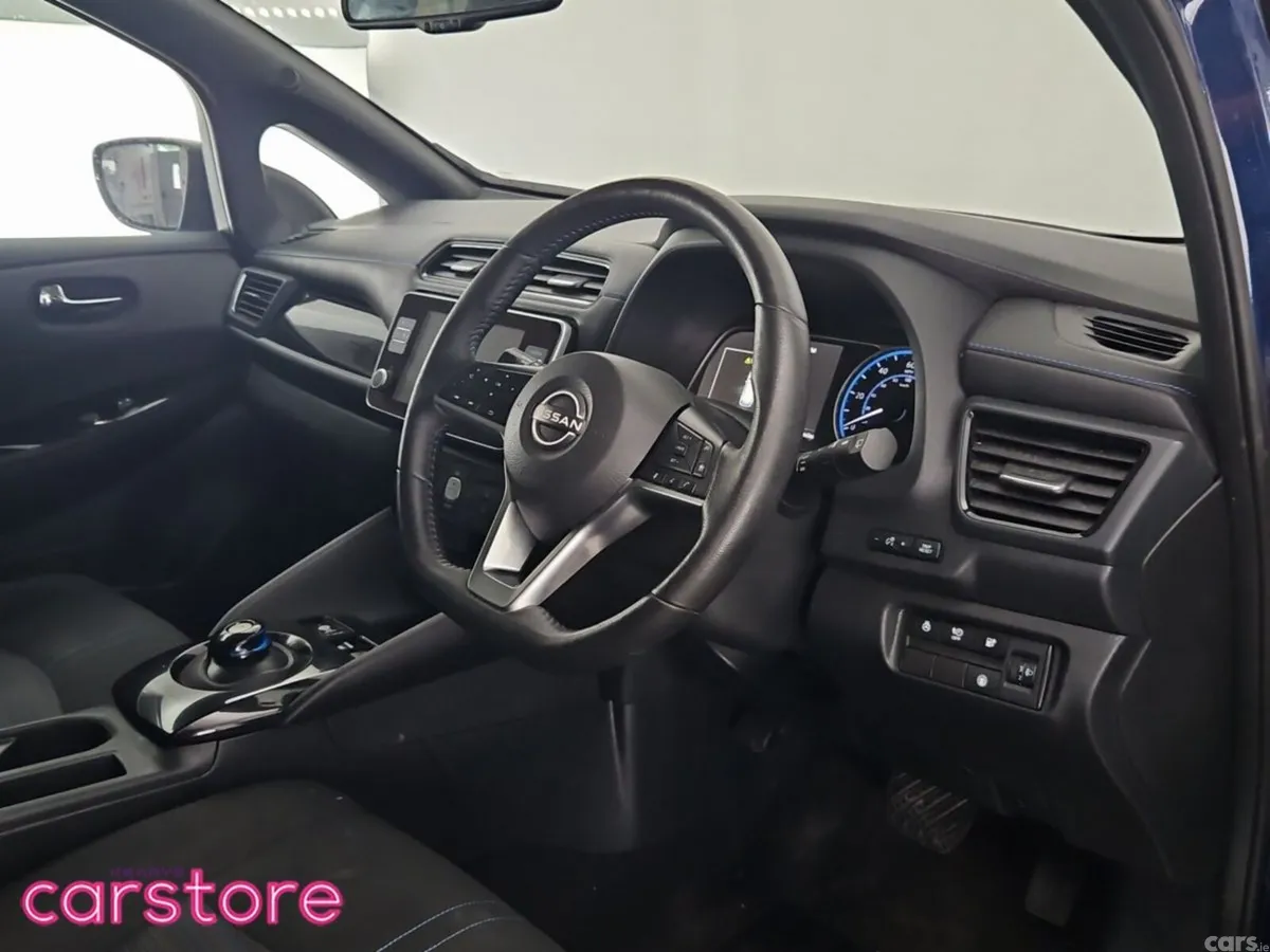 Nissan Leaf Hatchback, Electric, 2023, Blue