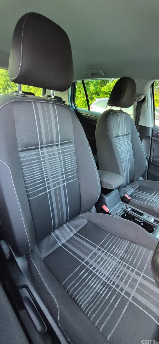 Volkswagen Golf Hatchback, Petrol, 2015, Silver