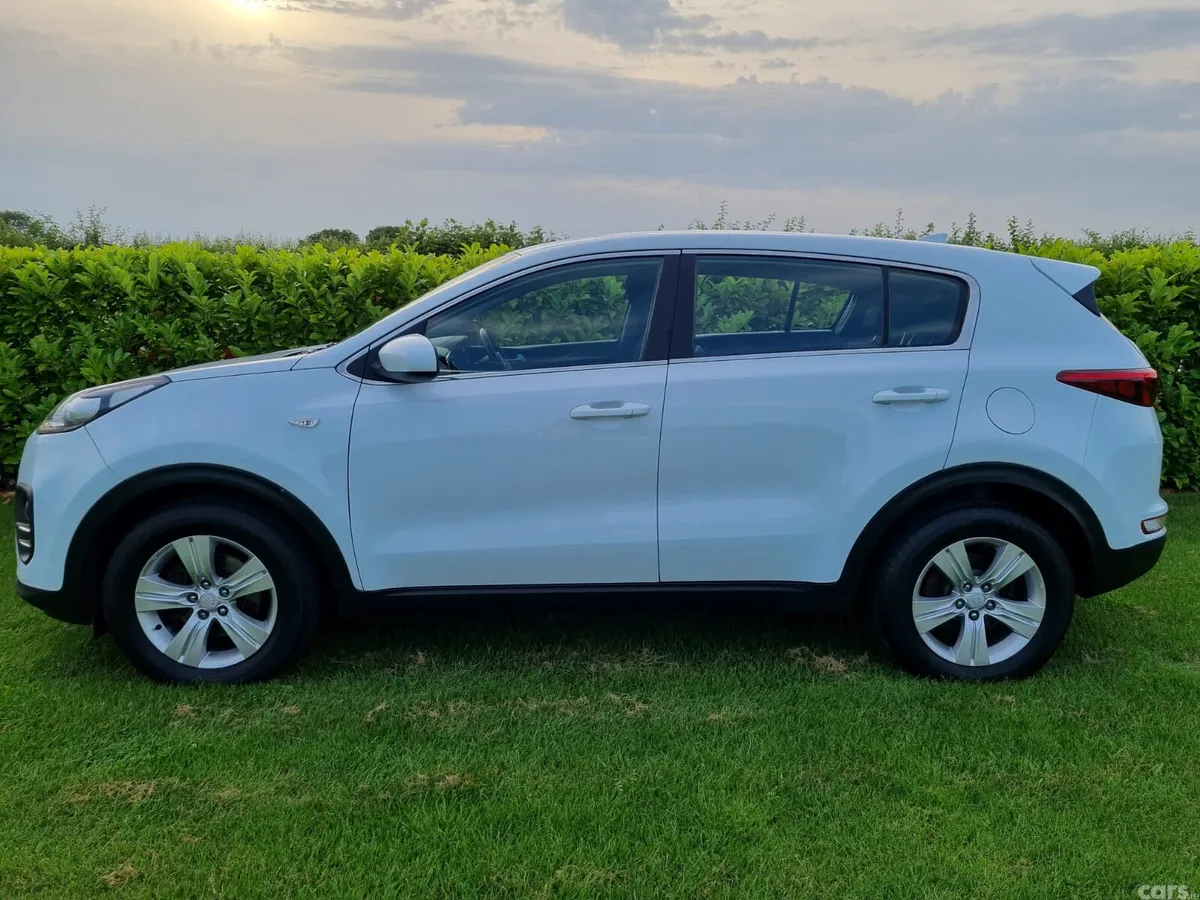 Kia Sportage SUV, Diesel, 2016, White