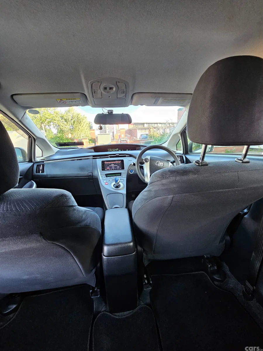 Toyota Prius Estate, Petrol Hybrid, 2013, Silver