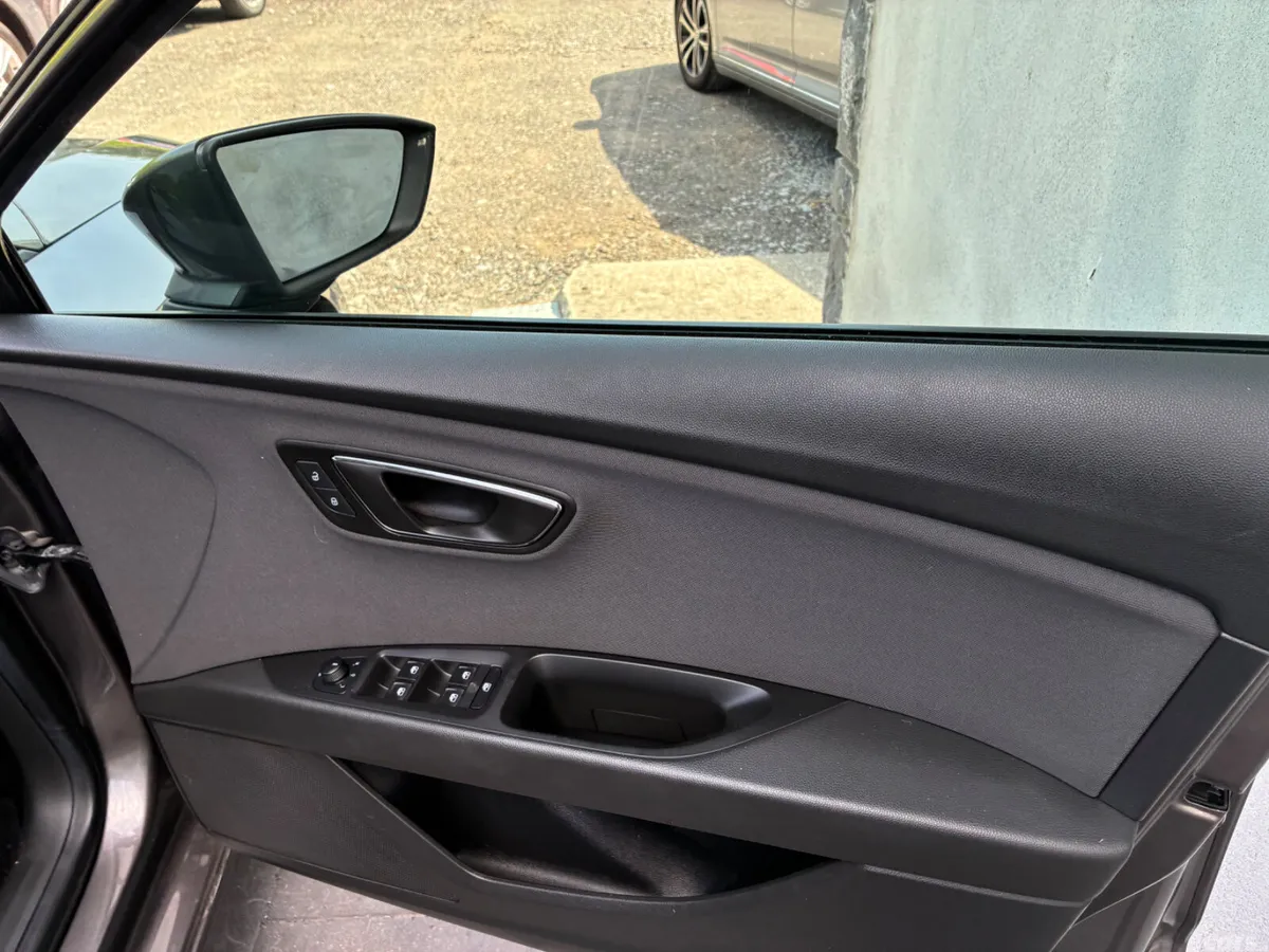 SEAT Leon Estate, Diesel, 2016, Grey