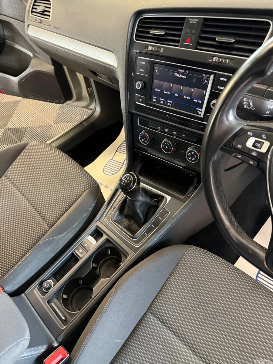 Volkswagen Golf Estate, Diesel, 2018, Grey