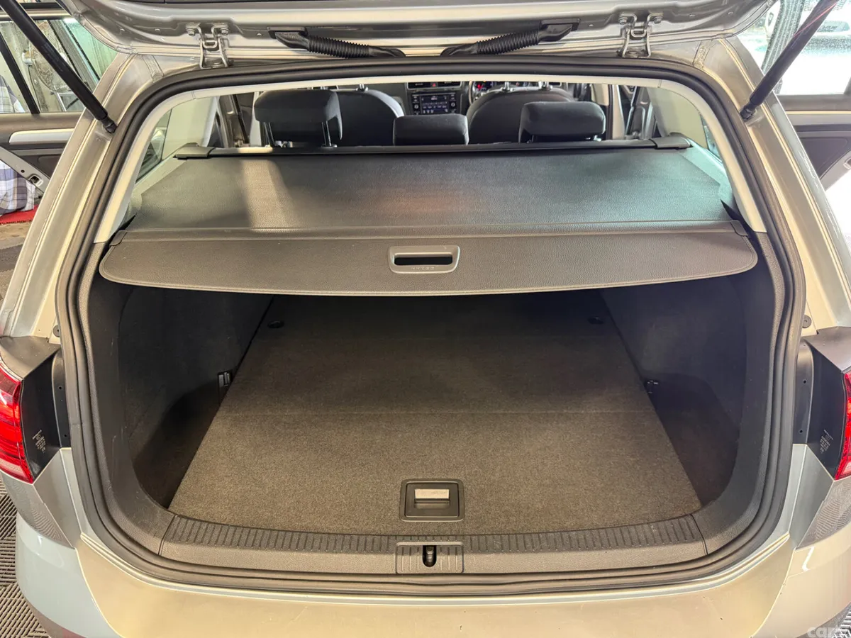 Volkswagen Golf Estate, Diesel, 2018, Grey