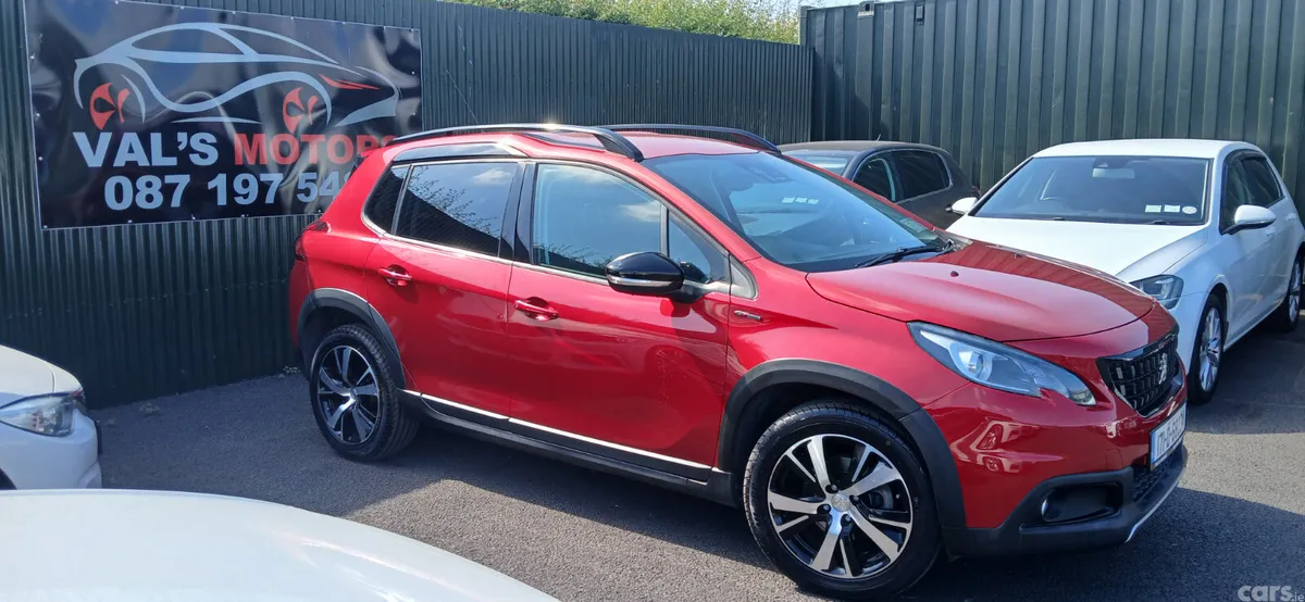 Peugeot 2008 SUV, Petrol, 2017, Red