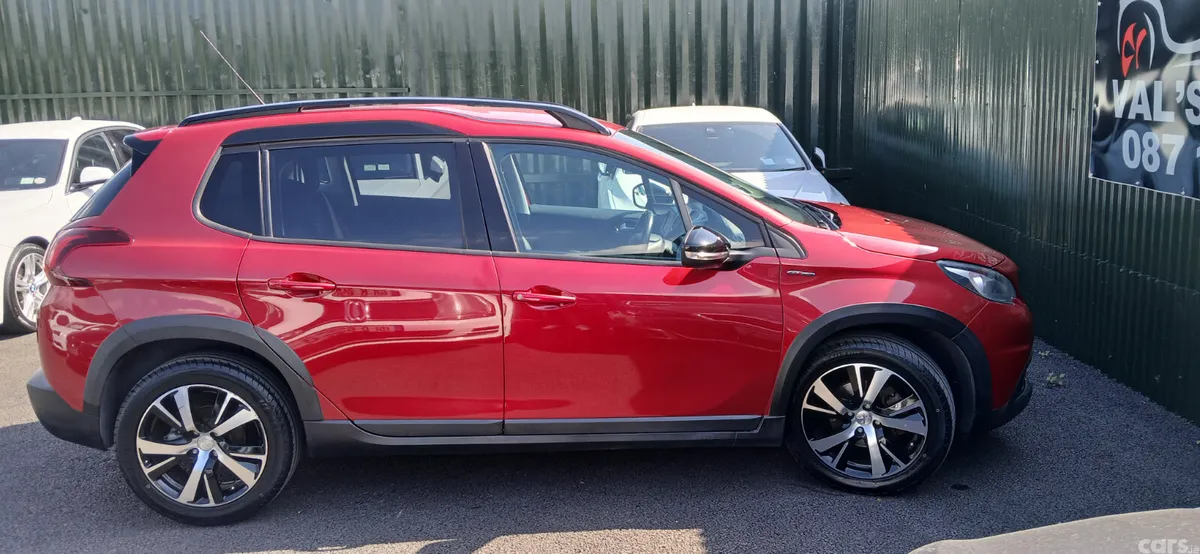 Peugeot 2008 SUV, Petrol, 2017, Red