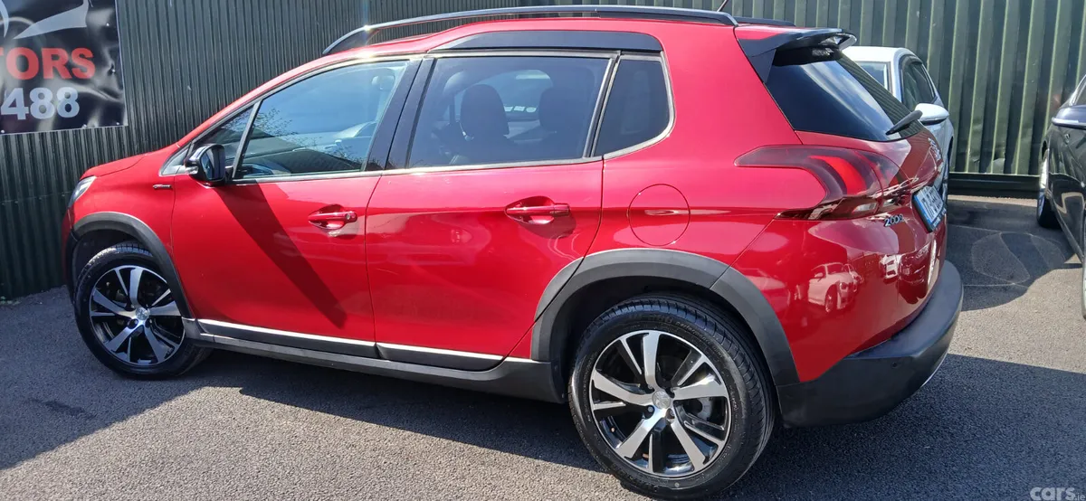 Peugeot 2008 SUV, Petrol, 2017, Red