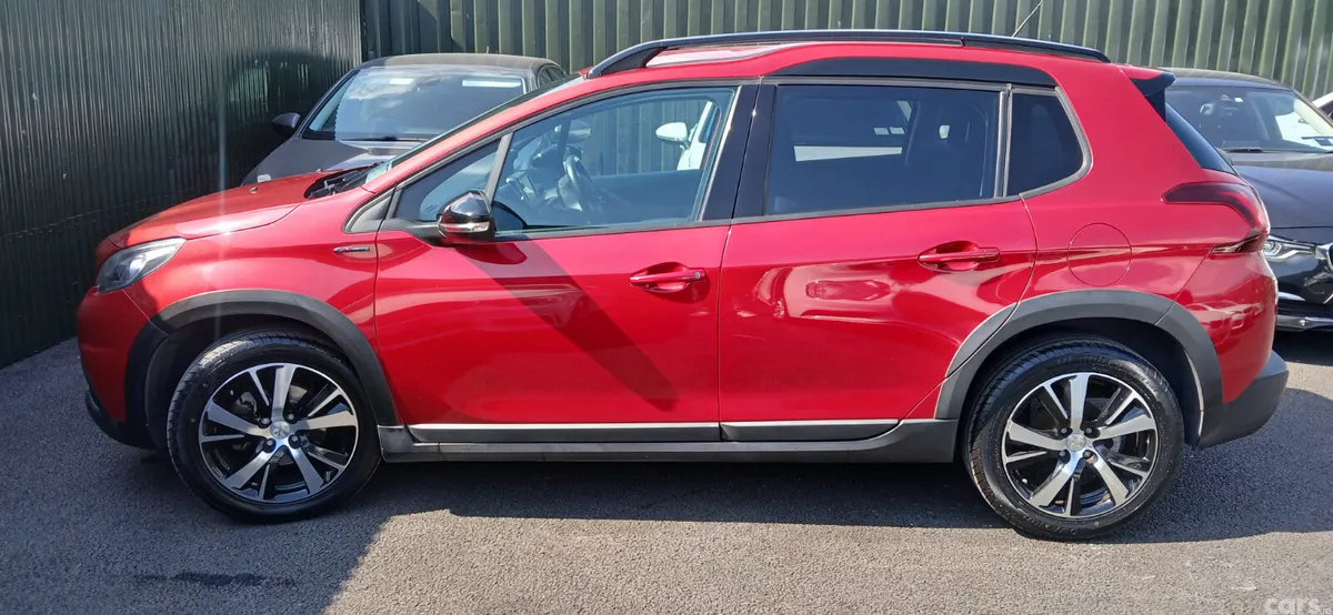 Peugeot 2008 SUV, Petrol, 2017, Red