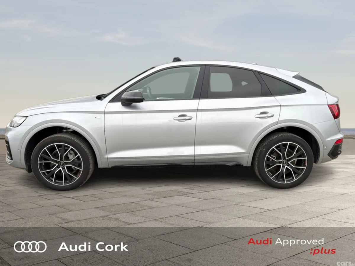 Audi Q5 Hatchback, Diesel, 2025, Silver