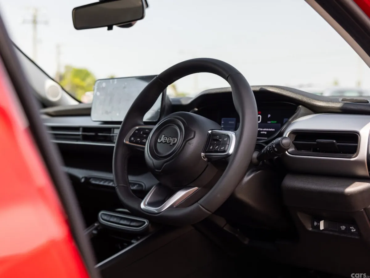 Jeep Avenger MPV, Electric, 2025, Red