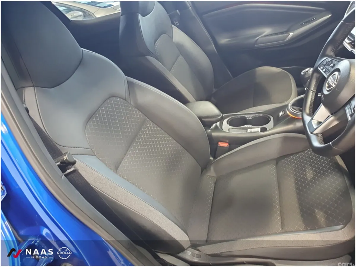 Nissan Juke MPV, Petrol, 2025, Blue