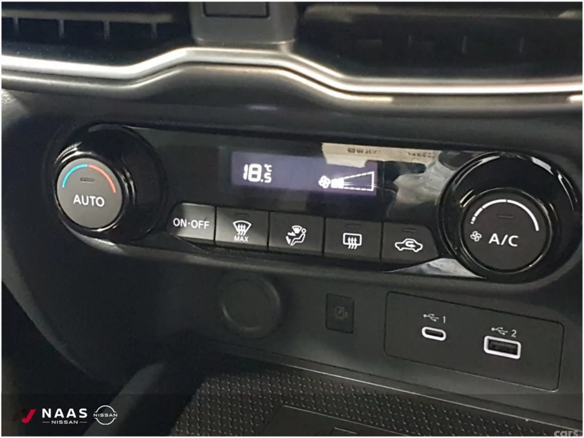 Nissan Juke MPV, Petrol, 2025, Blue